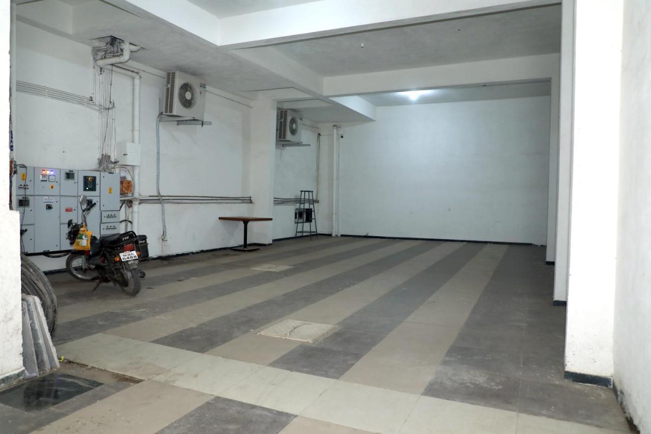 Vov Hotels Vijayapura Bijāpur Extérieur photo