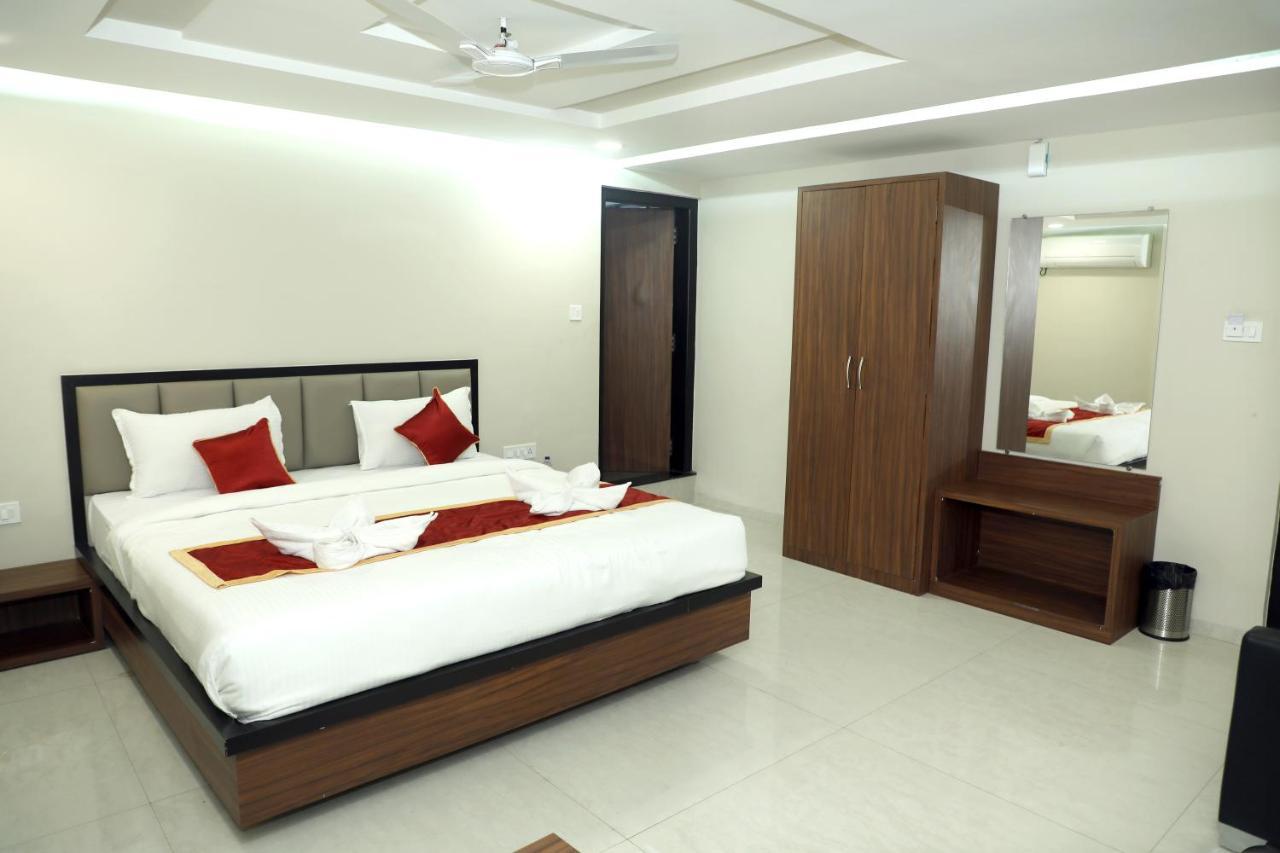 Vov Hotels Vijayapura Bijāpur Extérieur photo